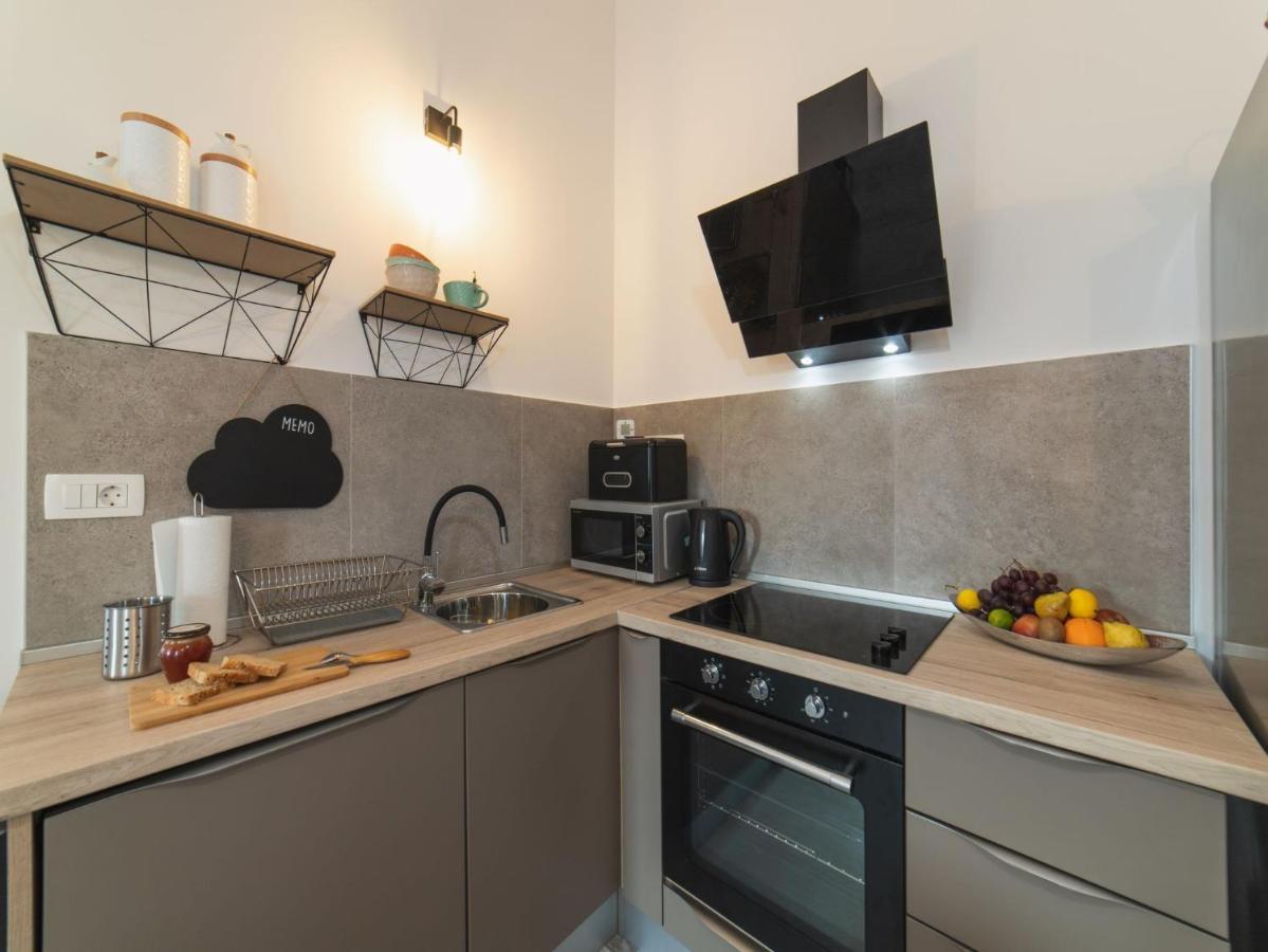Apartment Fiora Kastela Dış mekan fotoğraf