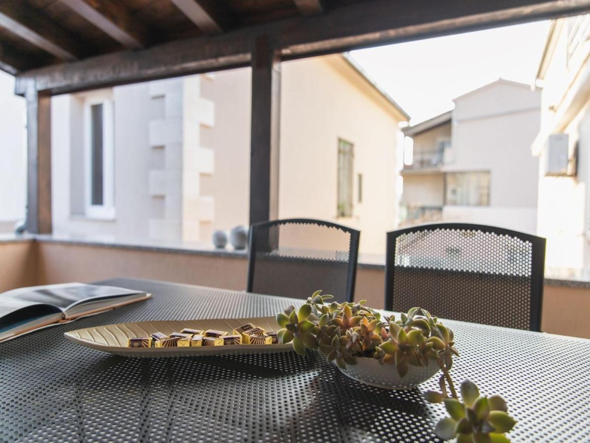 Apartment Fiora Kastela Dış mekan fotoğraf