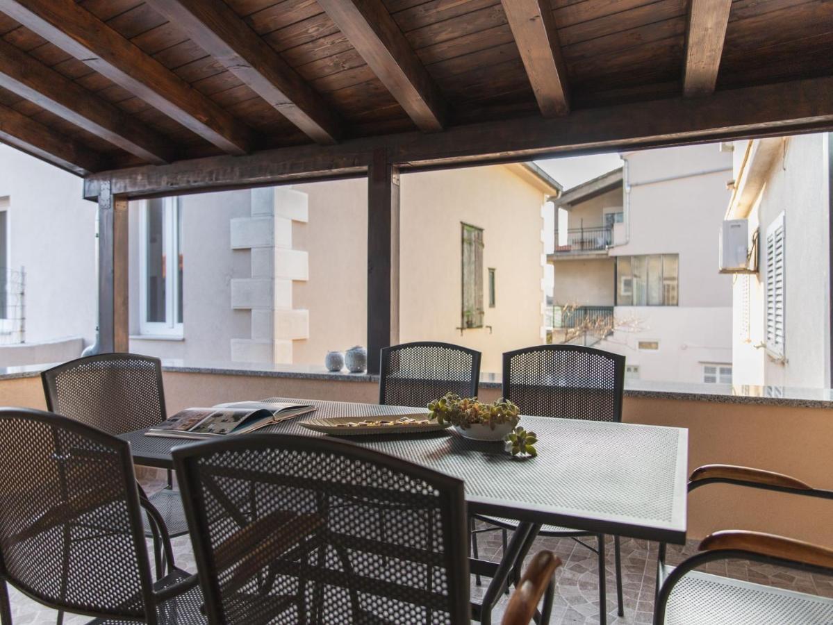 Apartment Fiora Kastela Dış mekan fotoğraf